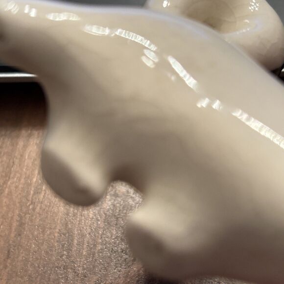 VINTAGE RIO HONDO CALIFORNIA ART POTTERY MINIATURE WALKING SKUNK 2.5" PLANTER - Picture 7 of 7